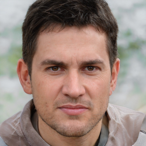 Peter Akhtar